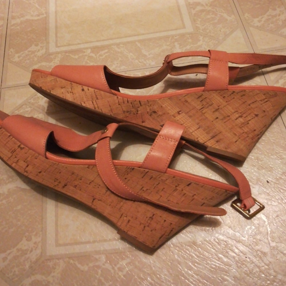 Pink Wedges - Picture 3 of 3